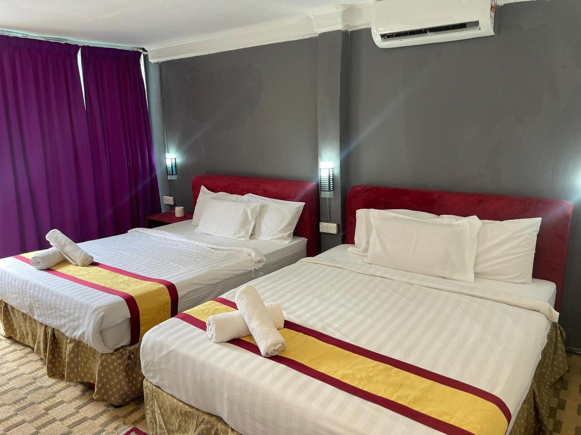 Green Town Hotel And Resort Port Dickson Exterior photo