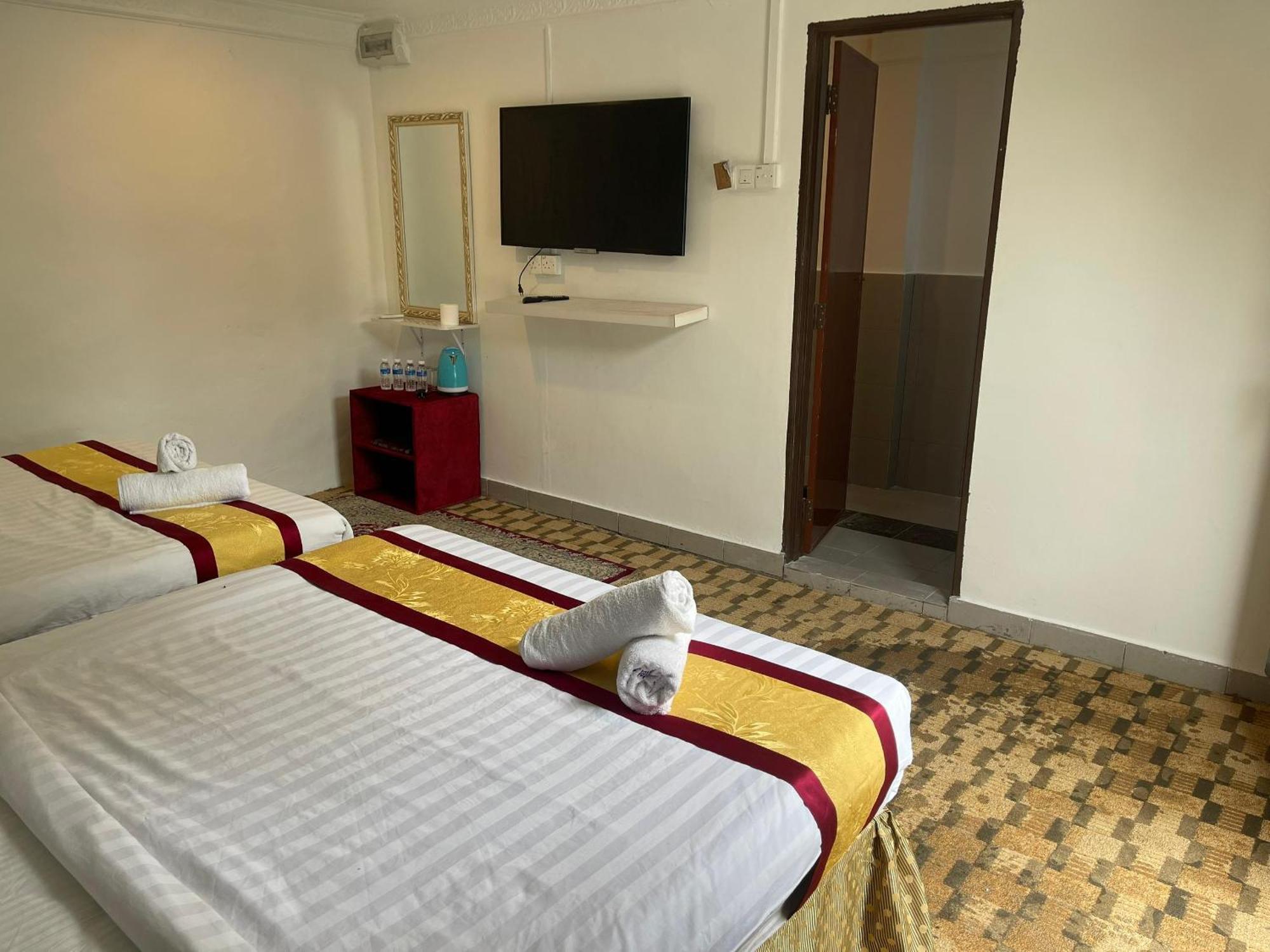 Green Town Hotel And Resort Port Dickson Exterior photo